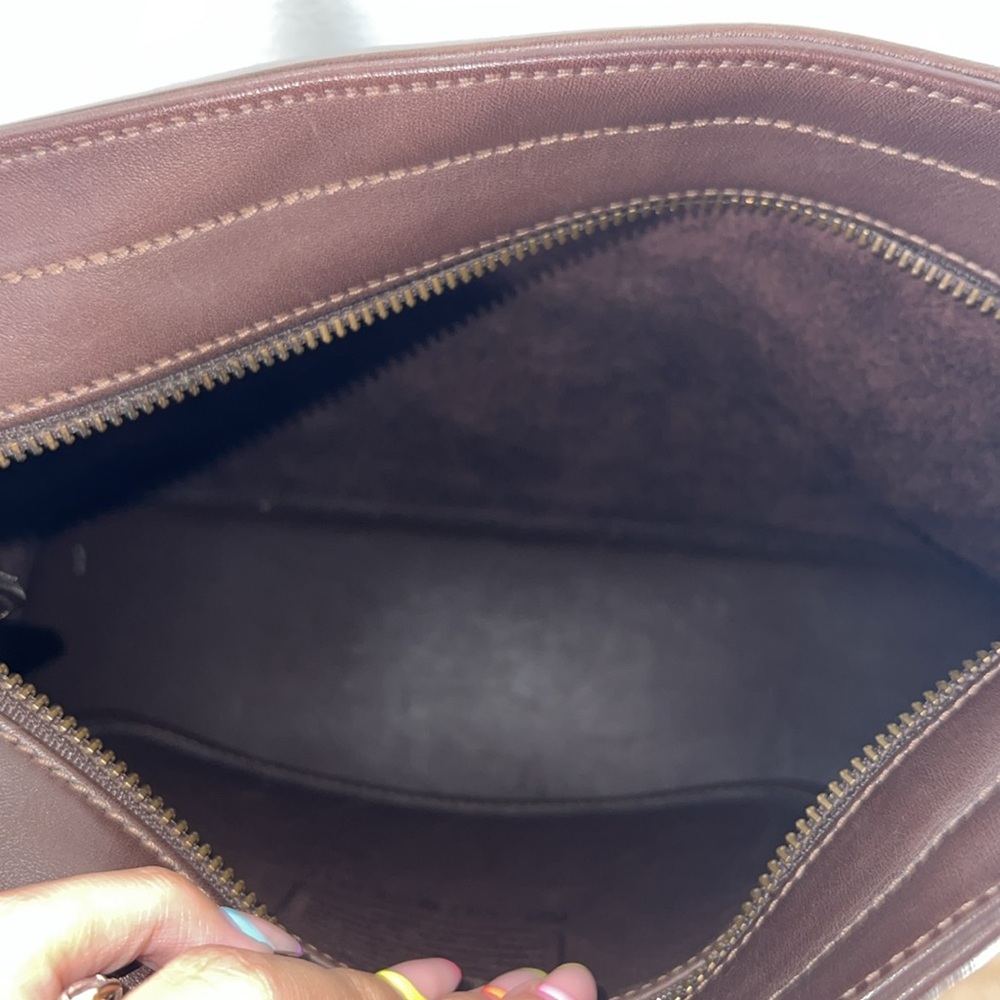 Vintage Coach Legacy Brown Leather Zip‑Top Shoulder Bag Clean Classic Design - Picture 7 of 7